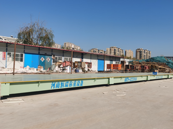河南銘越建設(shè)周口鹿邑項(xiàng)目100噸地磅